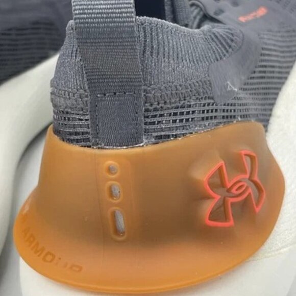 NEW UNDER ARMOUR Women's Size 9.5 Running Shoes Grey Orange Phantom 3 SE HOVR - Picture 8 of 10